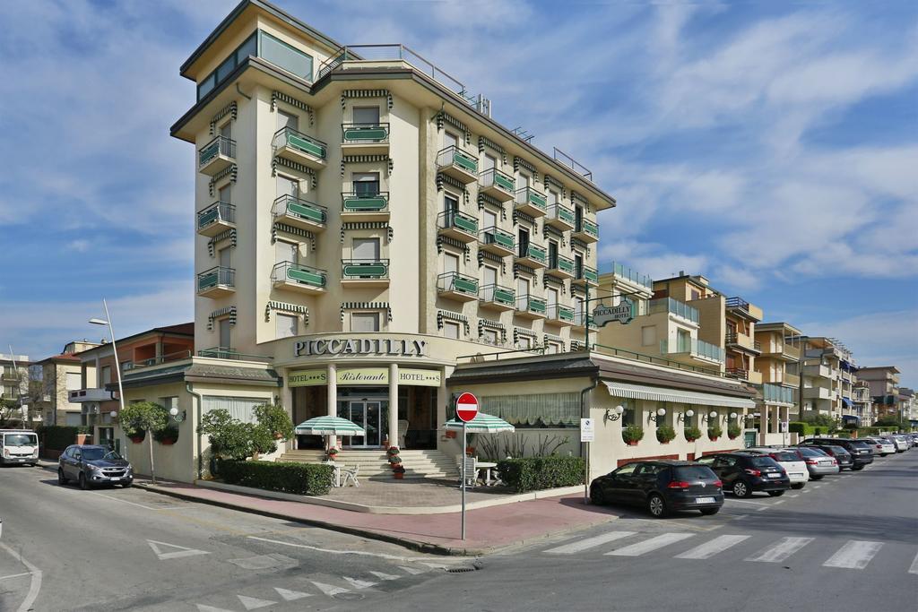 Hotel Piccadilly Lido di Camaiore Eksteriør billede