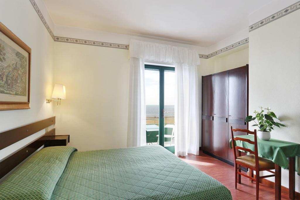 Hotel Piccadilly Lido di Camaiore Værelse billede